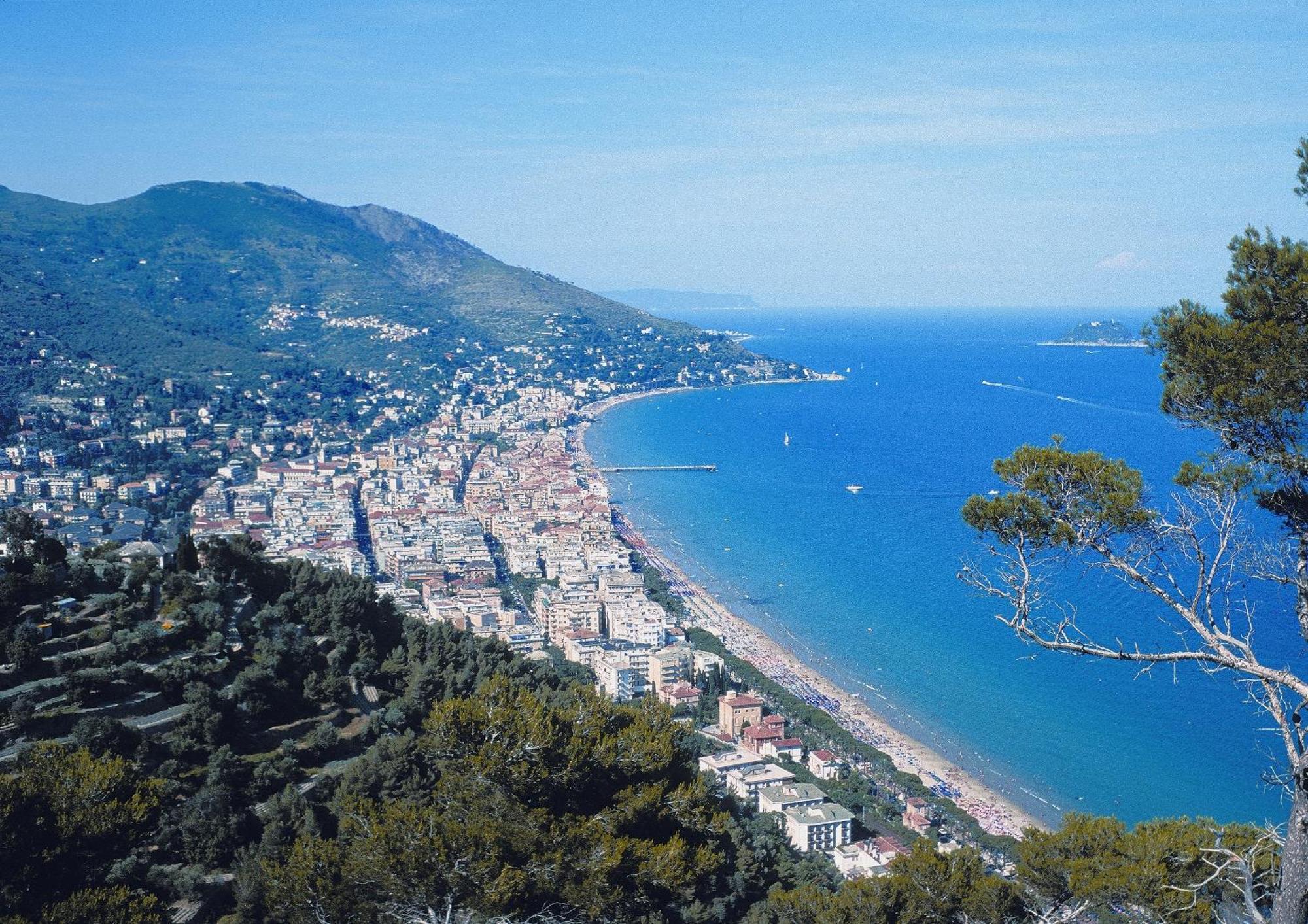 Hotel Danio Lungomare Alassio Esterno foto